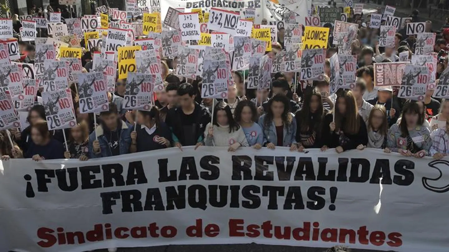 Manifestación contra las reválidas en Madrid Manifestación contra las reválidas en Madrid