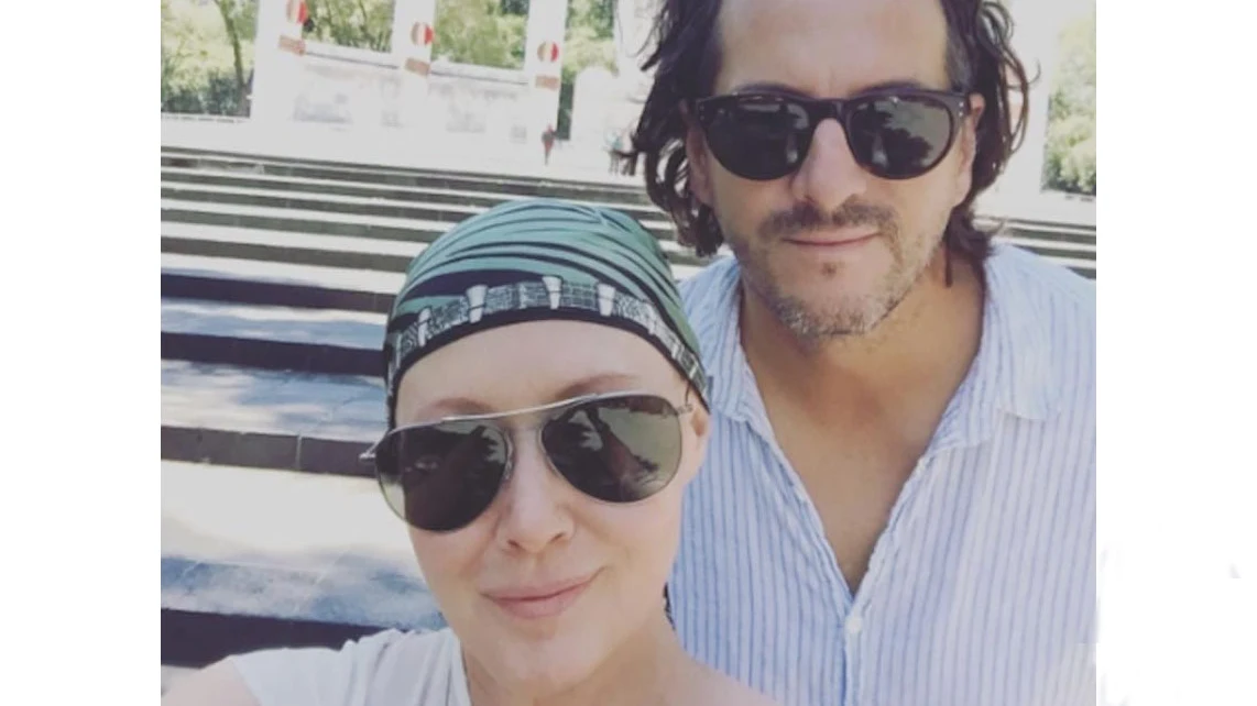 Shannen Doherty junto a su marido