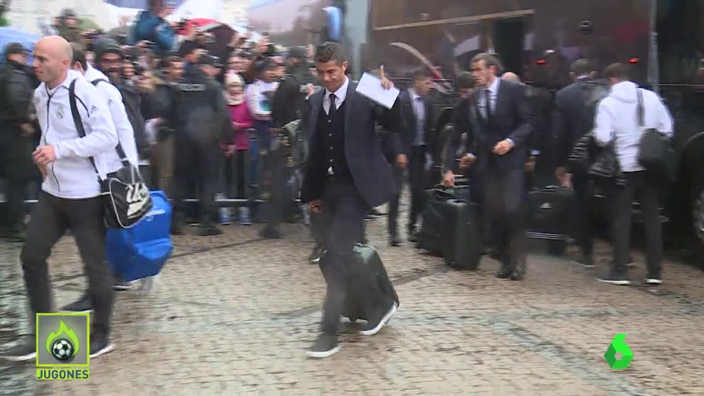Cristiano Ronaldo, a la llegada del Madrid en Varsovia