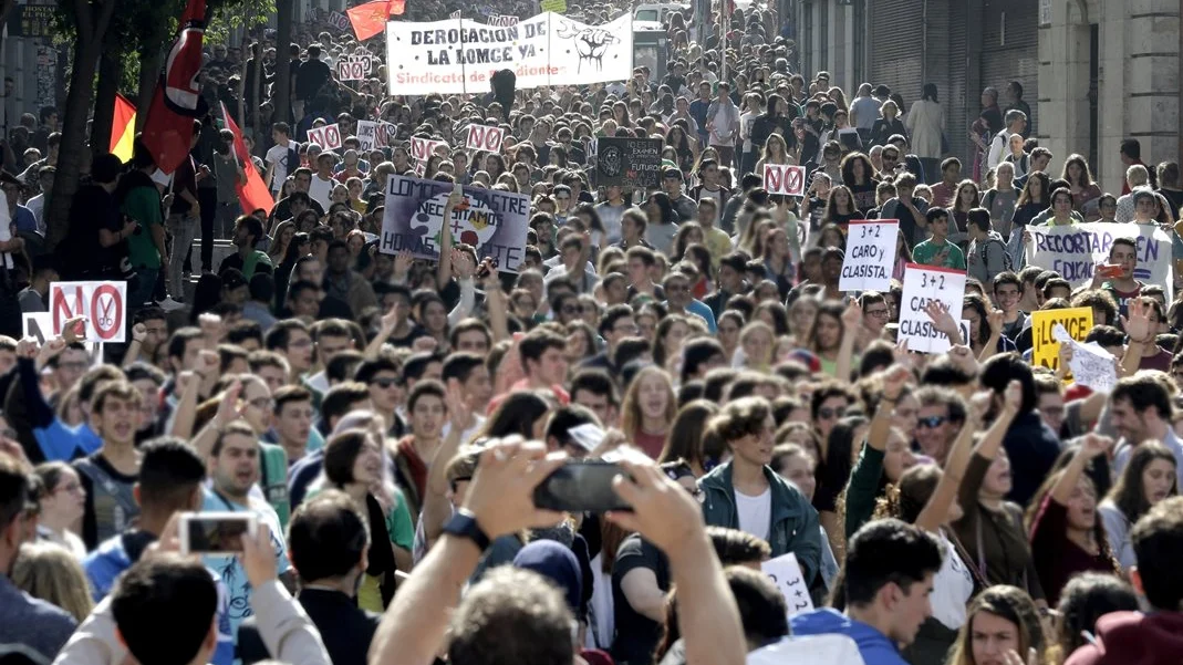 Manifestación de estudiantes (Archivo)