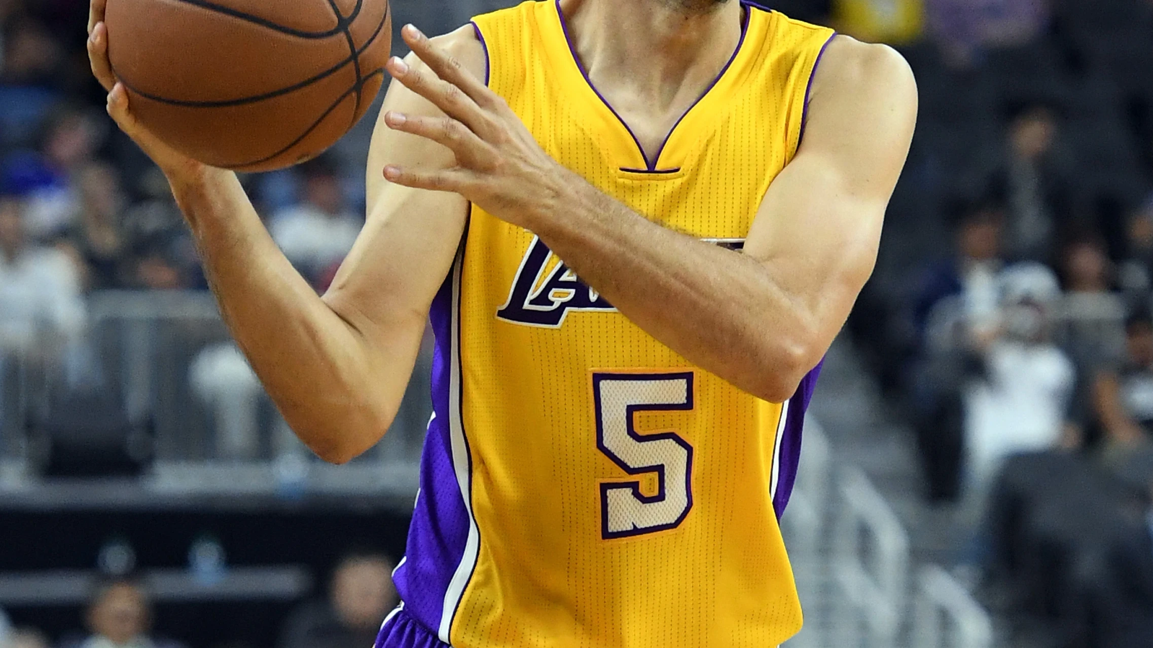 José Manuel Calderón, durante un partido con los Lakers