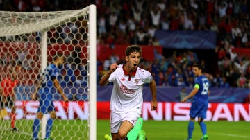 Vietto celebra su gol ante el Dinamo