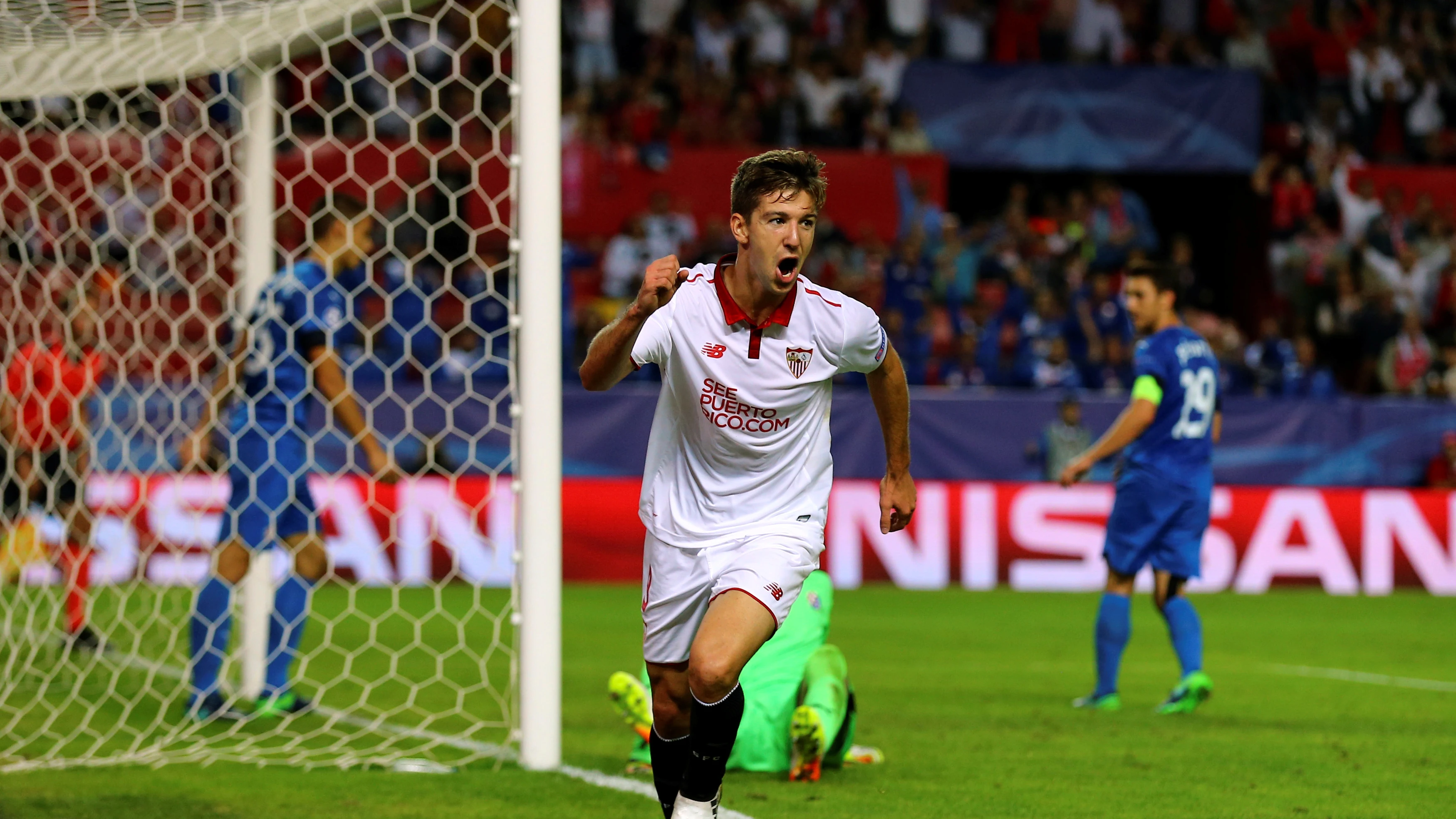 Vietto celebra su gol ante el Dinamo Vietto celebra su gol ante el Dinamo