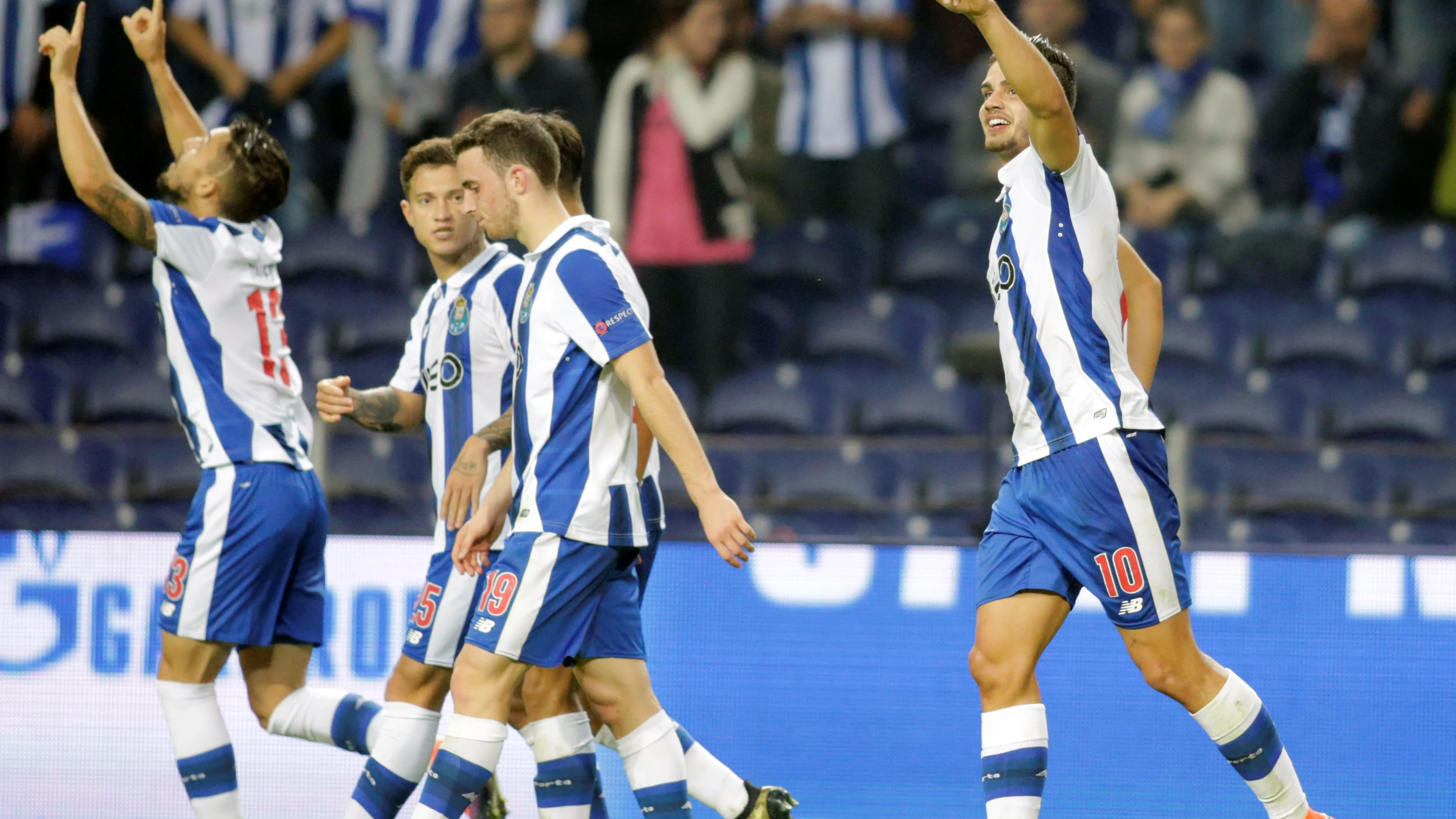 El Oporto celebra su gol ante el Brujas