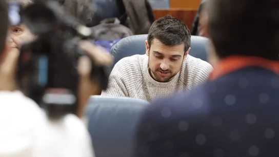Ramón Espinar ante los medios Ramón Espinar ante los medios