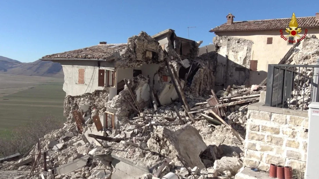 ARCHIVO | Localidad de Castelluccio di Norcia tras el terremoto del 31 de octubre