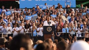 Barack Obama en un acto electoral de Hillary Clinton