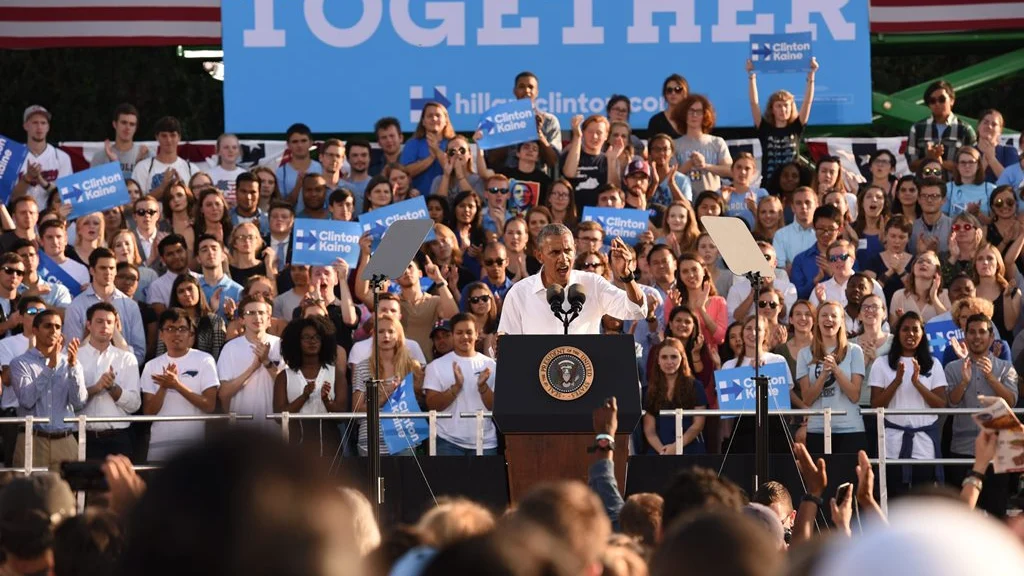 Barack Obama en un acto electoral de Hillary Clinton