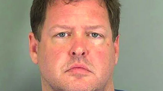 Frame 9.312965 de: Liberan a una mujer encerrada "como un perro" en un contenedor metálico en Carolina del Sur Frame 9.312965 de: Liberan a una mujer encerrada "como un perro" en un contenedor metálico en Carolina del Sur