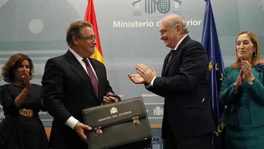 El ministro del Interior, Juan Ignacio Zoido, con Jorge Fernández Díaz, Soraya Sáenz de Santamaría y Ana Pastor El ministro del Interior, Juan Ignacio Zoido, con Jorge Fernández Díaz, Soraya Sáenz de Santamaría y Ana Pastor