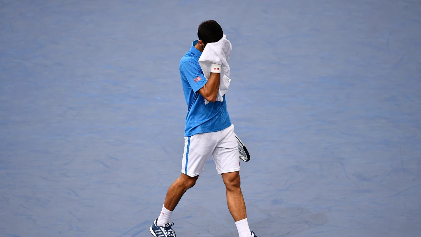 Djokovic se lamenta tras perder un punto ante Cilic Djokovic se lamenta tras perder un punto ante Cilic