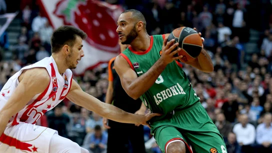 Larkin lidera la victoria del Baskonia ante el Estrella Roja Larkin lidera la victoria del Baskonia ante el Estrella Roja