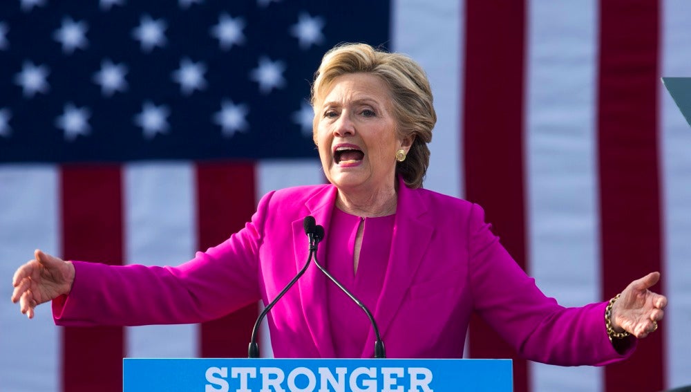 La candidata demócrata para la presidencia de Estados Unidos, Hillary Clinton durante un acto de campaña electoral en Carolina del Norte (EE.UU.)