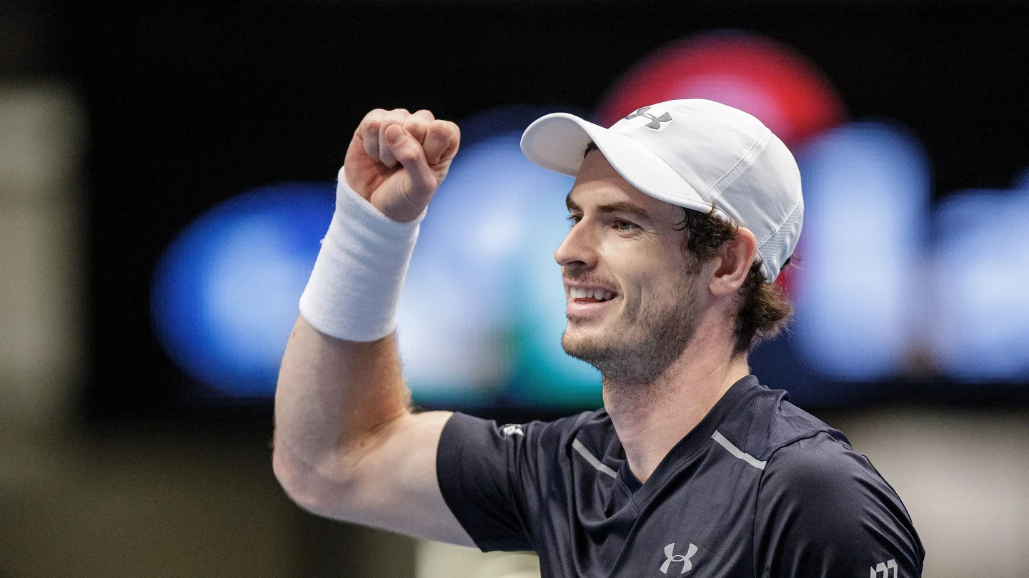 Andy Murray alcanza el número 1 por la retirada de Raonic en París-Bercy Andy Murray alcanza el número 1 por la retirada de Raonic en París-Bercy
