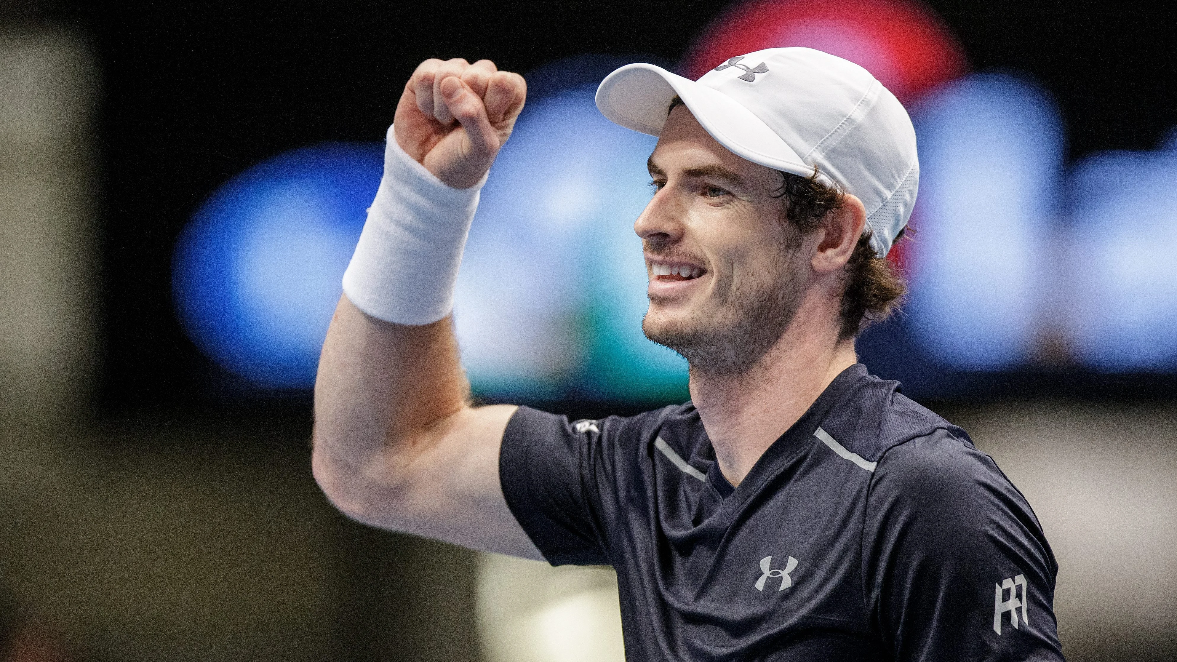 Andy Murray alcanza el número 1 por la retirada de Raonic en París-Bercy Andy Murray alcanza el número 1 por la retirada de Raonic en París-Bercy