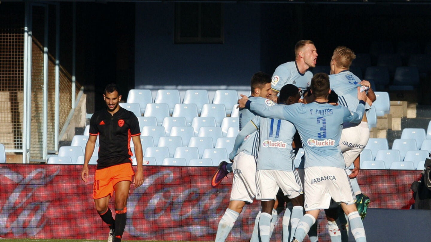 El Celta celebra un gol ante el Valencia