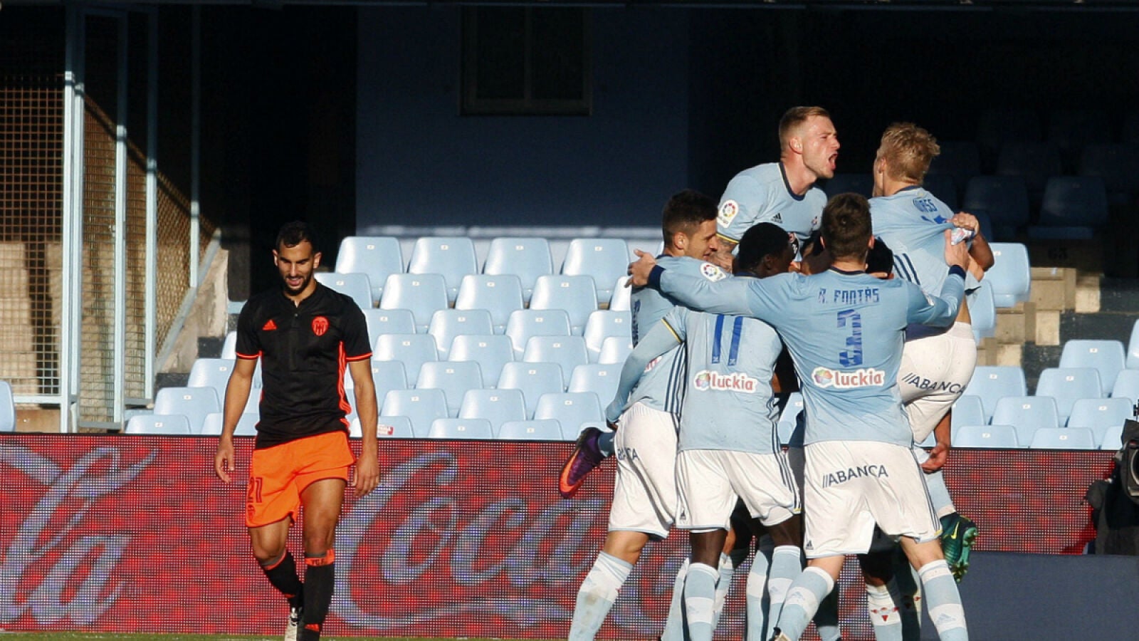 El Celta celebra un gol ante el Valencia
