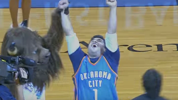 Un aficionado de los Oklahoma City Thunder gana 20 mil euros 