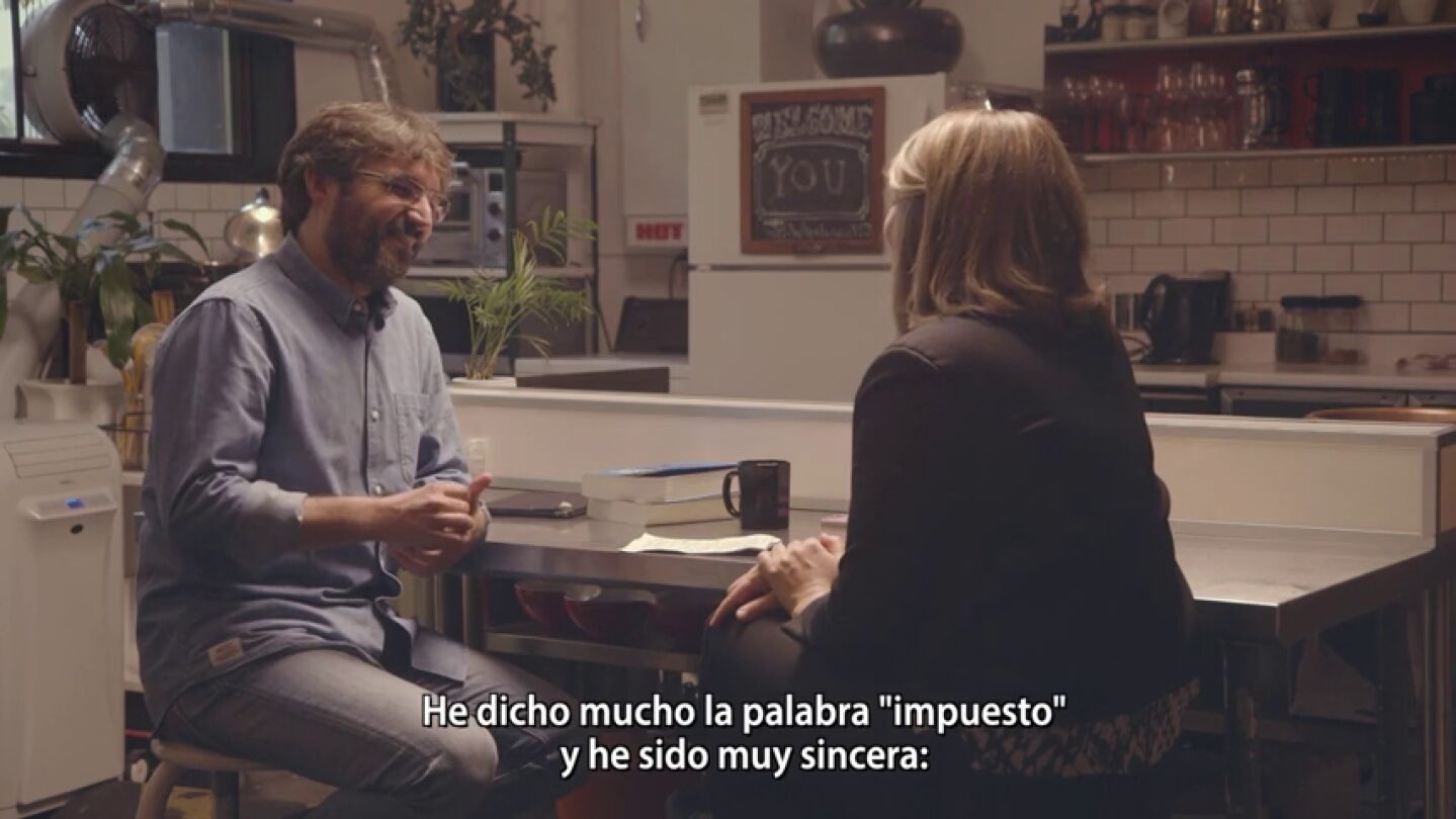 Frame 144.799199 de: Naomi Klein "Necesitamos un plan para avanzar hacia el 100% de energ&iacute;as renovables para mediados de siglo"