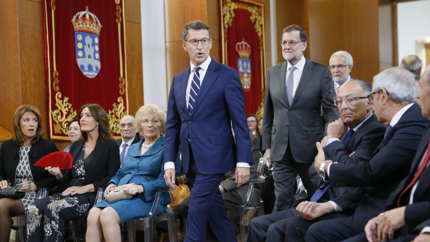Alberto N&uacute;&ntilde;ez Feij&oacute;o, acompa&ntilde;ado por el presidente del Gobierno, Mariano Rajoy 