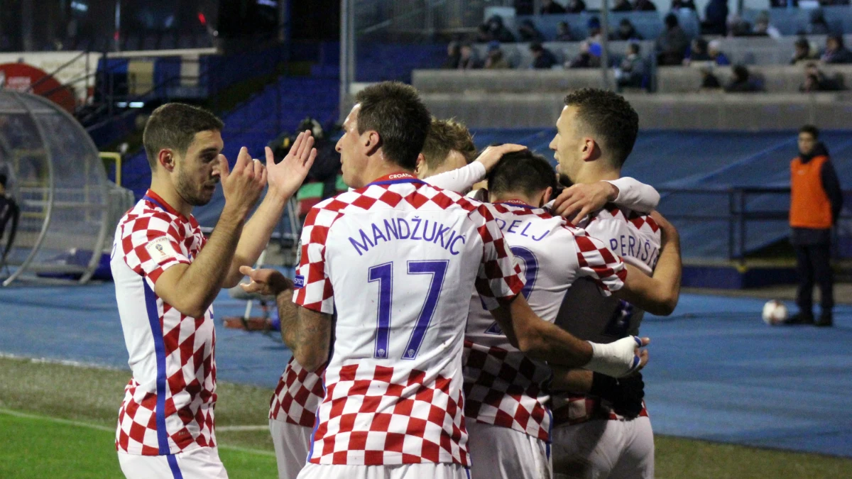 Los jugadores de Croacia celebran un gol