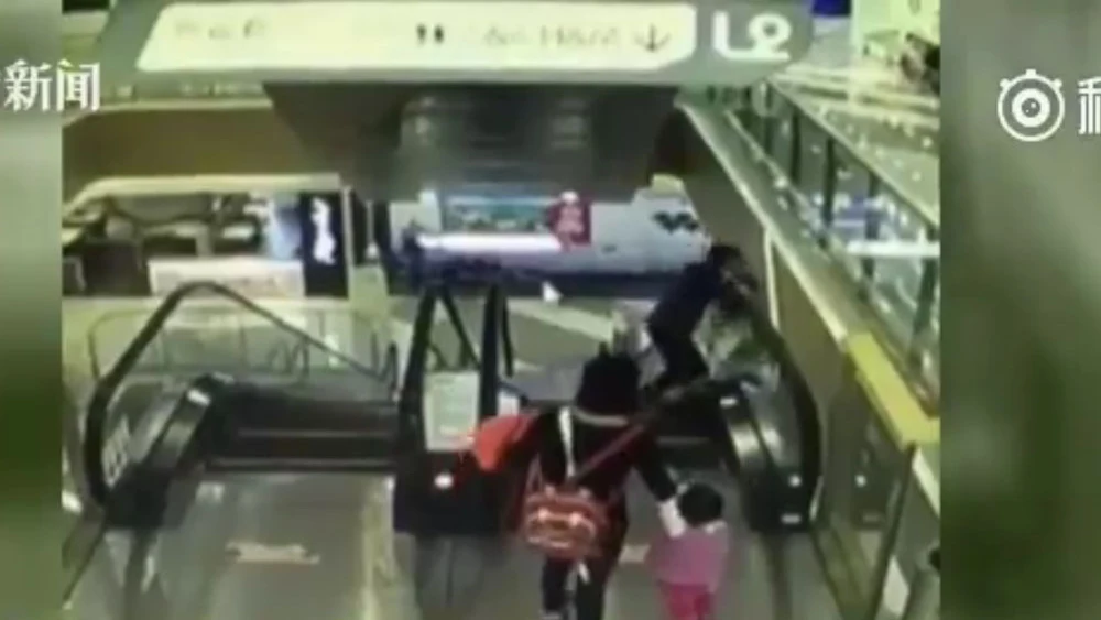 Accidente en unas escaleras mecánicas de China Accidente en unas escaleras mecánicas de China