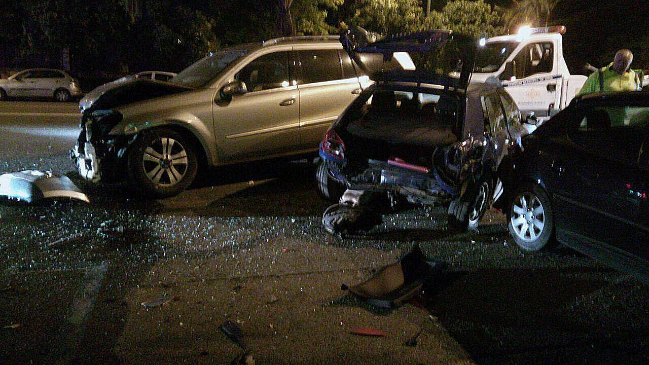 Accidente de tráfico provocado por un menor de edad que intentaba eludir un control de alcoholemia Accidente de tráfico provocado por un menor de edad que intentaba eludir un control de alcoholemia