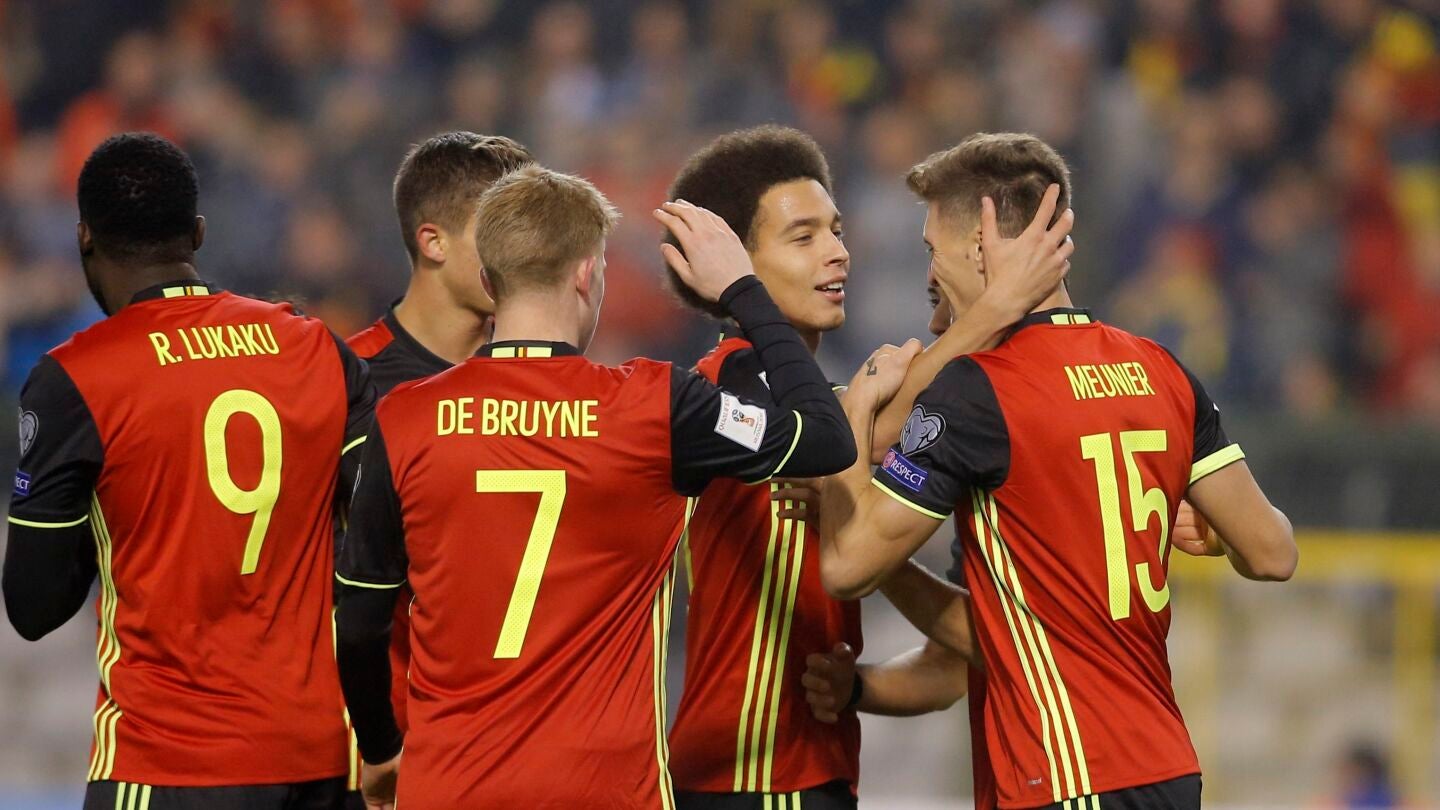 B&eacute;lgica celebrando un gol frente a Estonia