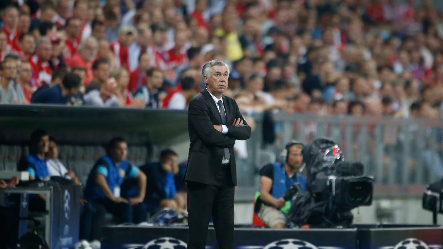 Carlo Ancelotti durante un partido de Champions Carlo Ancelotti durante un partido de Champions