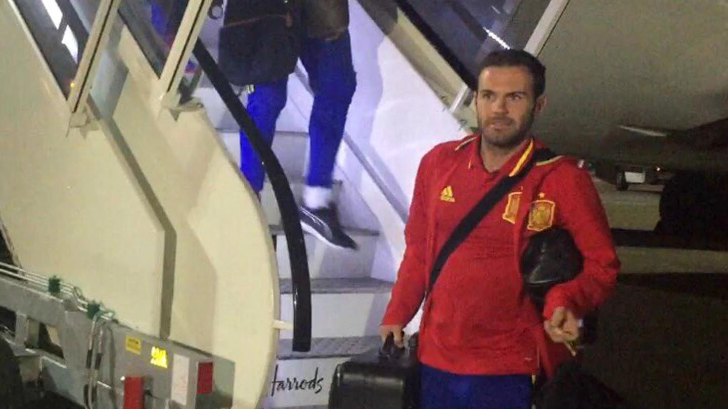 Mata, en Londres con la Selección Mata, en Londres con la Selección