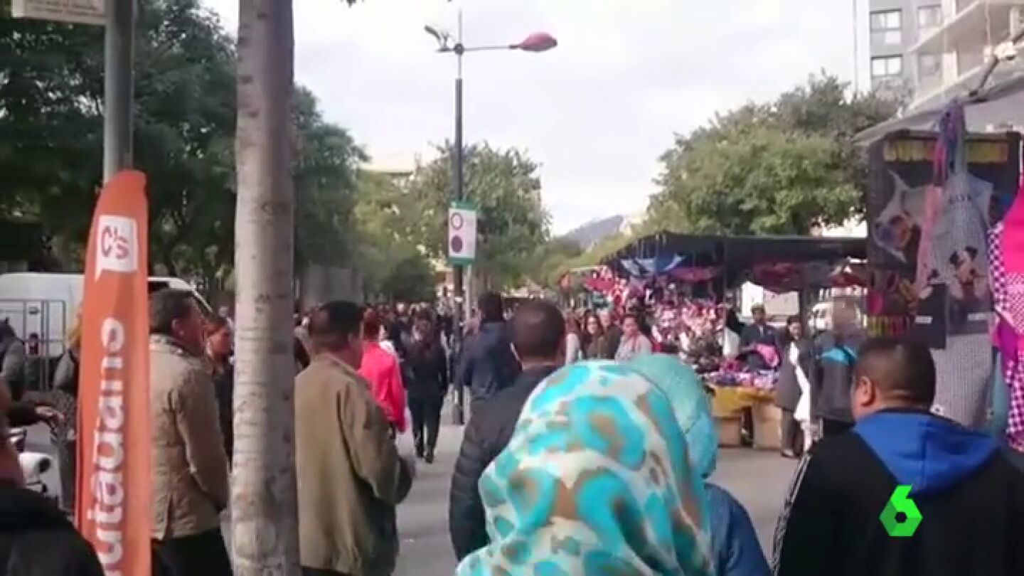 Frame 2.526128 de: Agredido el portavoz de Ciutadans en L'Hospitalet de Llobregat por un desconocido