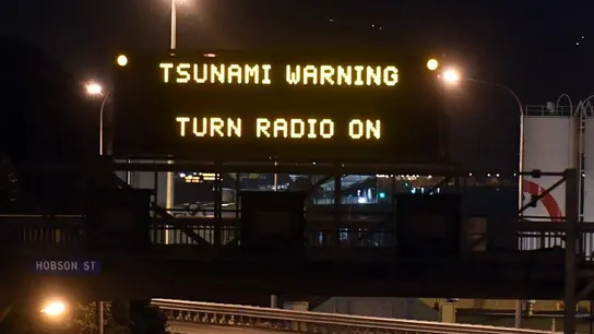 Las primeras olas del tsunami golpean Nueva Zelanda tras el terremoto Las primeras olas del tsunami golpean Nueva Zelanda tras el terremoto