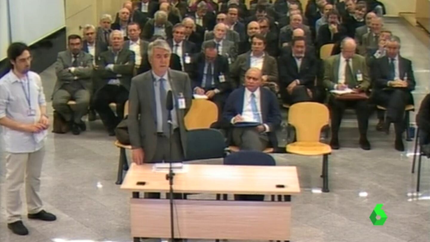Frame 29.355121 de: Exconsejeros de Caja Madrid admiten que ten&iacute;an libertad para usar las tarjetas black en gastos personales