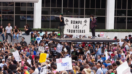 Manifestantes protestan por el resultado de elección de Donald Trump Manifestantes protestan por el resultado de elección de Donald Trump