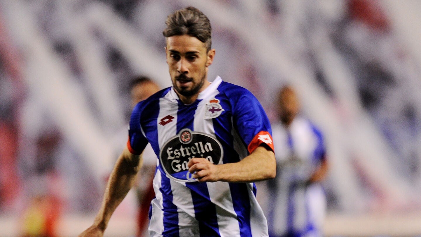 Luisinho, en un partido con el Deportivo de La Coru&ntilde;a