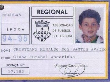 La licencia de Cristiano en su primer equipo La licencia de Cristiano en su primer equipo