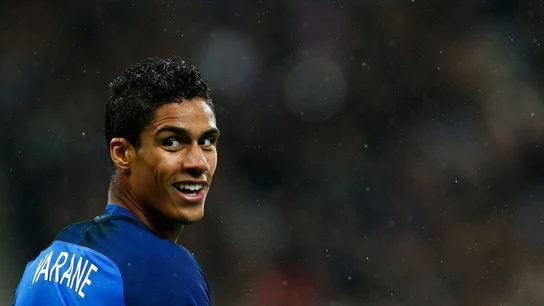 Raphaël Varane durante un partido con la selección de Francia Raphaël Varane durante un partido con la selección de Francia