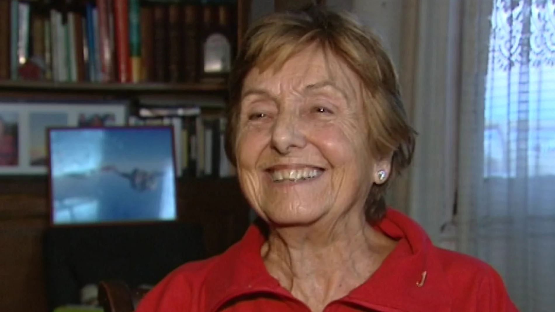 Monste Mechó, la anciana de 83 años que ha cumplido su sueño: saltar en paracaídas 