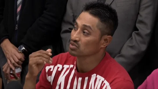 Frame 29.804358 de: Un inmigrante mexicano se refugia con su familia en una iglesia de Filadelfia para evitar ser deportado Frame 29.804358 de: Un inmigrante mexicano se refugia con su familia en una iglesia de Filadelfia para evitar ser deportado