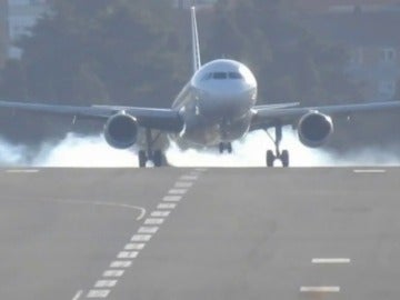 Huelga controladores aéreos en Francia Huelga controladores aéreos en Francia
