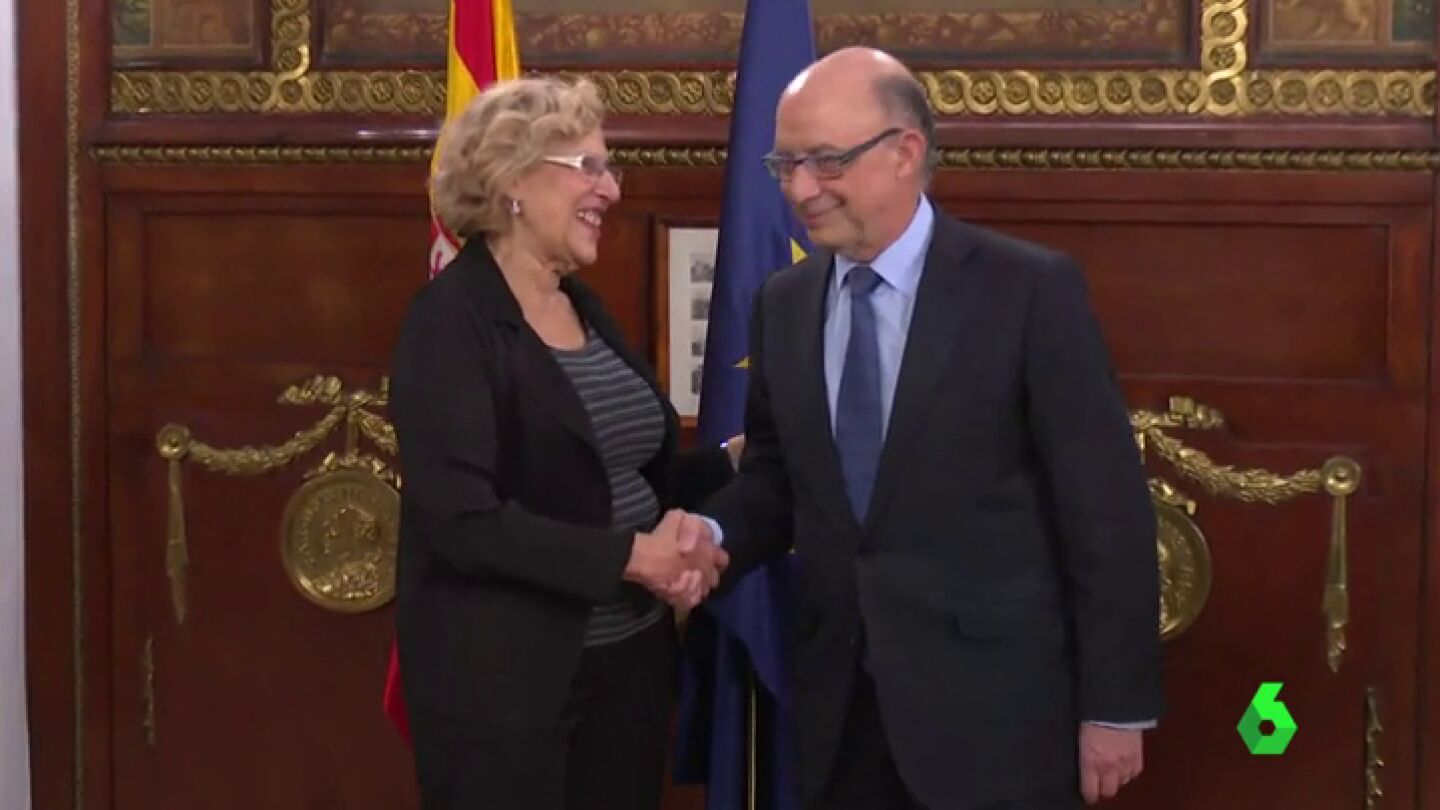 Frame 32.697607 de: Manuela Carmena no modificar&aacute; el plan de presupuestos porque cumple con Hacienda