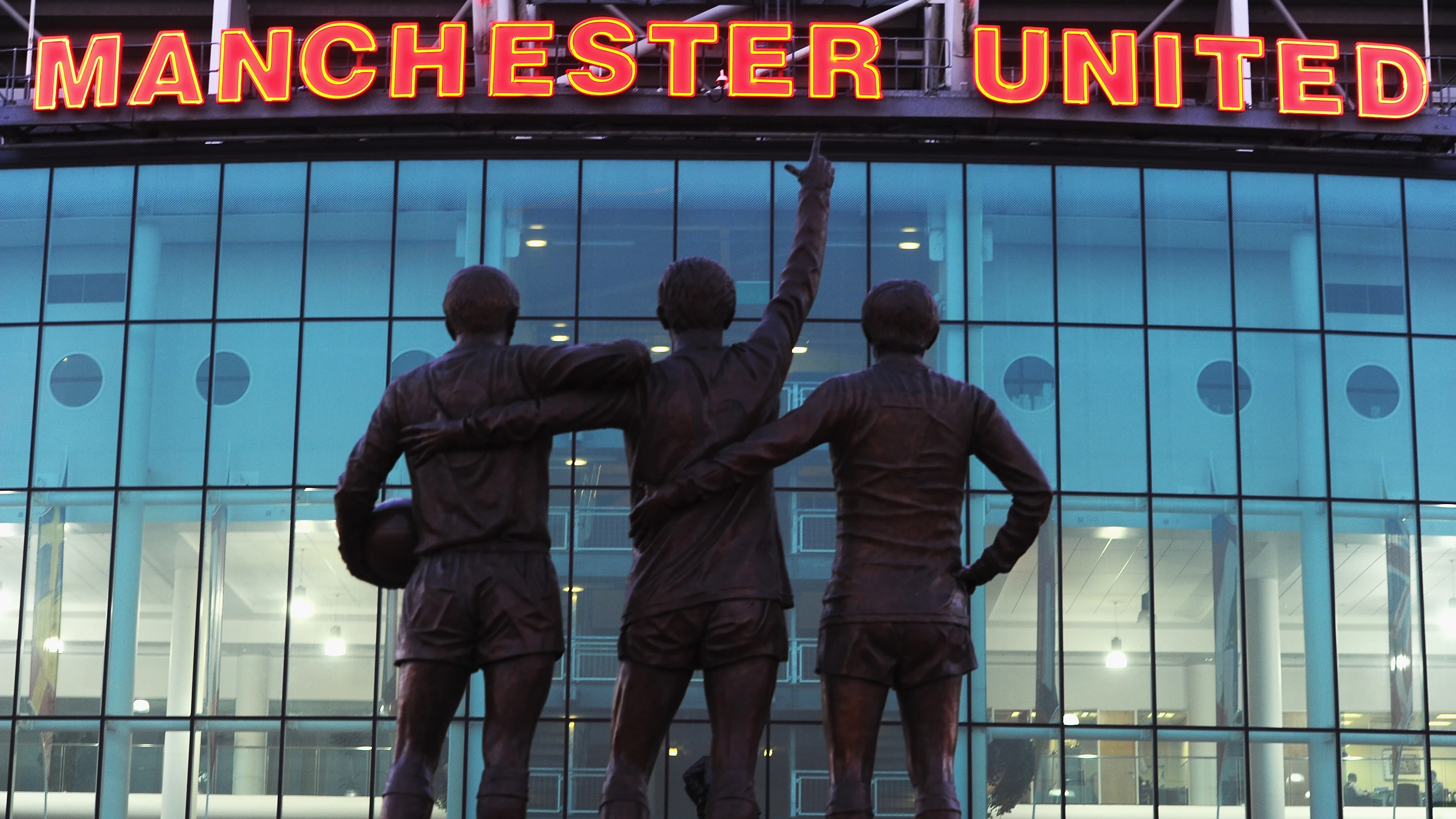 Exterior del estadio de Old Trafford