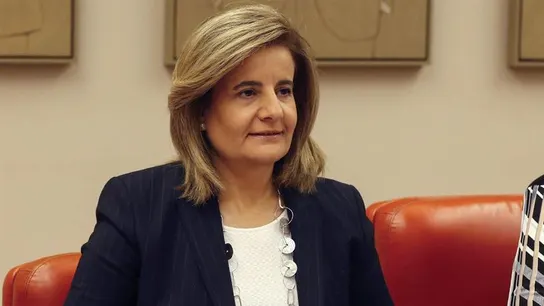 La ministra de Empleo y Seguridad Social, Fátima Báñez, durante una comparecencia La ministra de Empleo y Seguridad Social, Fátima Báñez, durante una comparecencia
