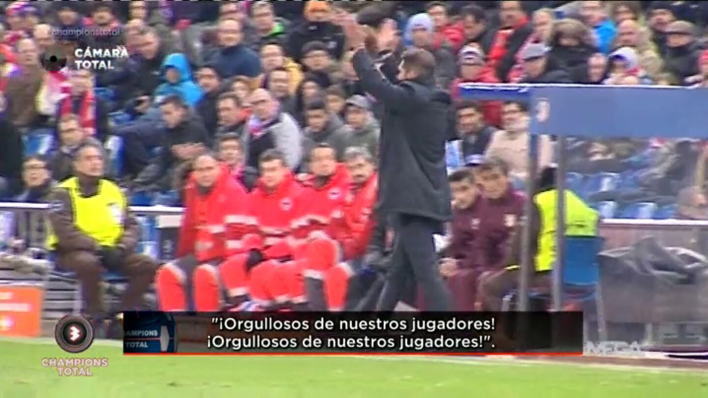 Simeone agradece el apoyo de la grada con aplausos