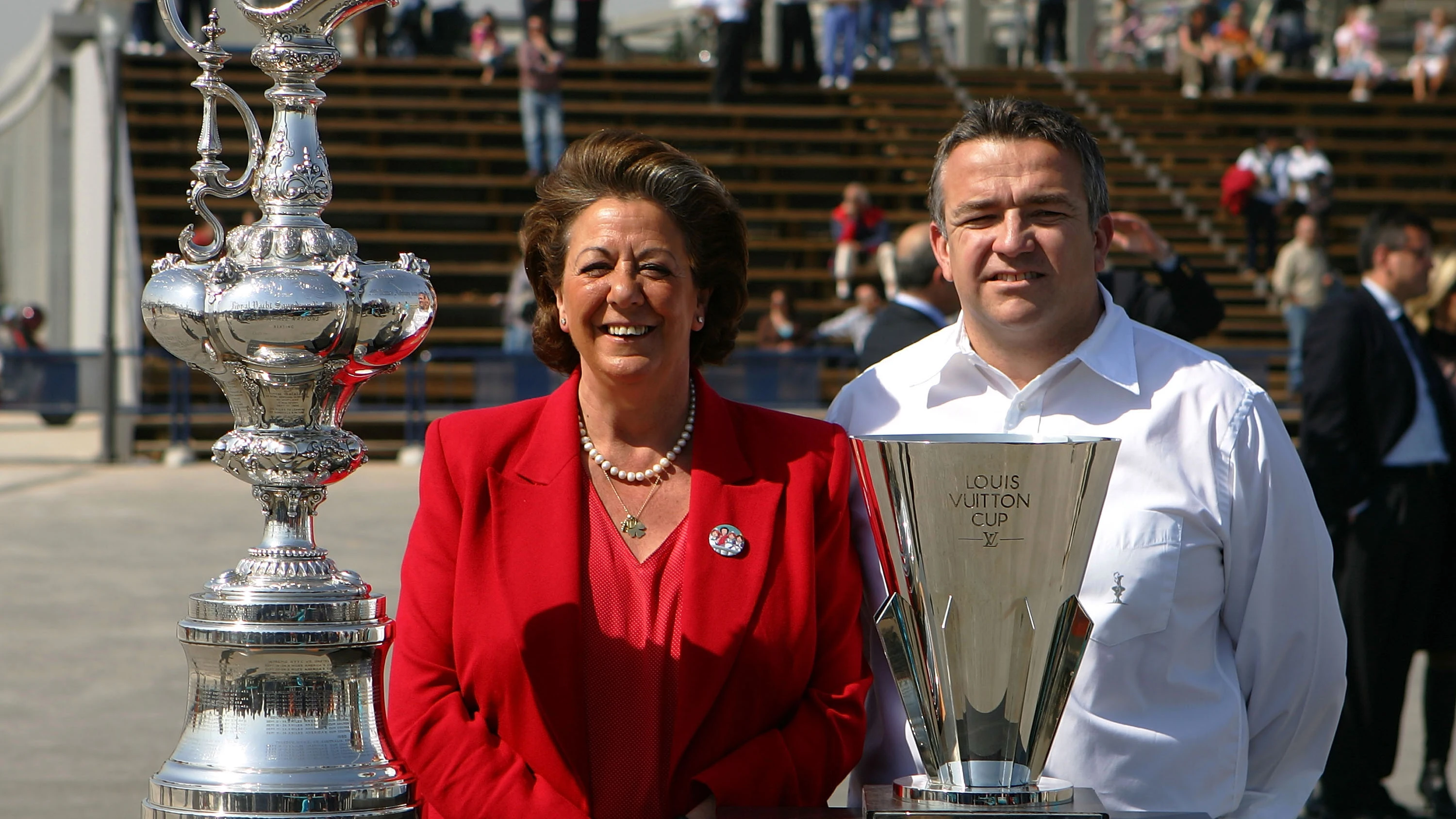 Rita Barberá, en la entrega de una Copa América de Vela