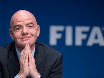 Infantino en una rueda de prensa de FIFA Infantino en una rueda de prensa de FIFA