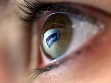 ¿Crea dependencia emocional Facebook? ¿Crea dependencia emocional Facebook?
