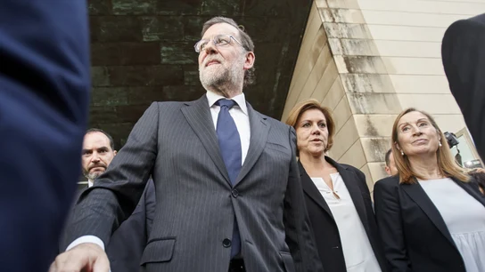 Mariano Rajoy a la salida del Tanatorio de Valencia Mariano Rajoy a la salida del Tanatorio de Valencia