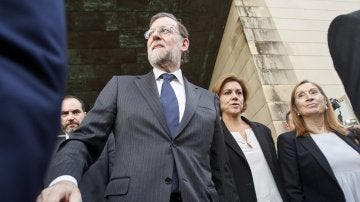 Mariano Rajoy a la salida del Tanatorio de Valencia