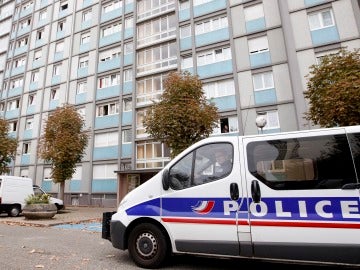 Un coche de policía francesa Un coche de policía francesa